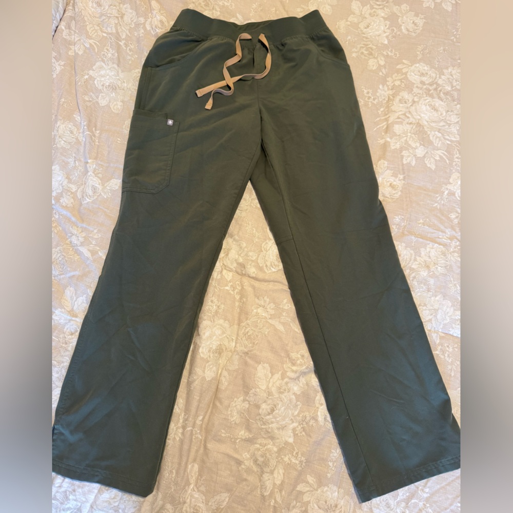 Figs Livingston scrub pants
